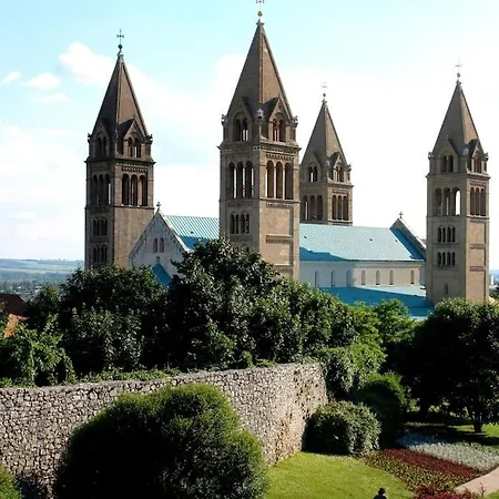 Rákóczi Apartamento *